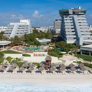 Resort Park Royal Beach, Cancun